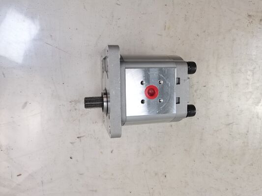 quality  Customizable Komatsu Gear Pump 9218014 Oil Pump Cast Iron Aluminum alloy materialsl Pump 200bar Hydraulic Parts for Construction Machinery factory