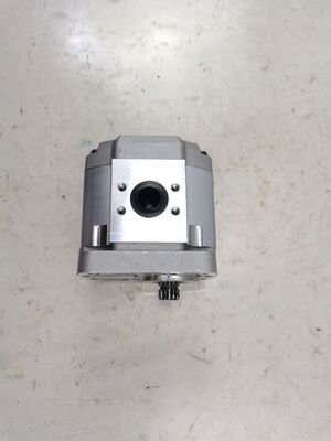 NABCO Gear Pump Hydraulic Pump GN2221XAL Cast Iron and Aluminum alloy materials Mini Pump for Construction Machinery Factory Supply one year warranty