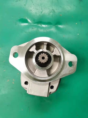 705-11-30110 SAL40  Komatsu Bulldozer Gear Pump D455A  6.181KGS