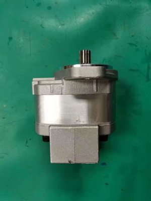 705-11-30110 SAL40  Komatsu Bulldozer Gear Pump D455A  6.181KGS