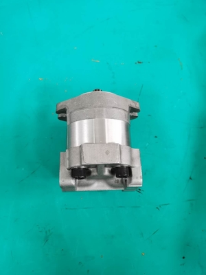 705-12-28010  SAR25 Komatsu Pump Assy GD300A GD605A GD655A GS360  weight:4.58kgs